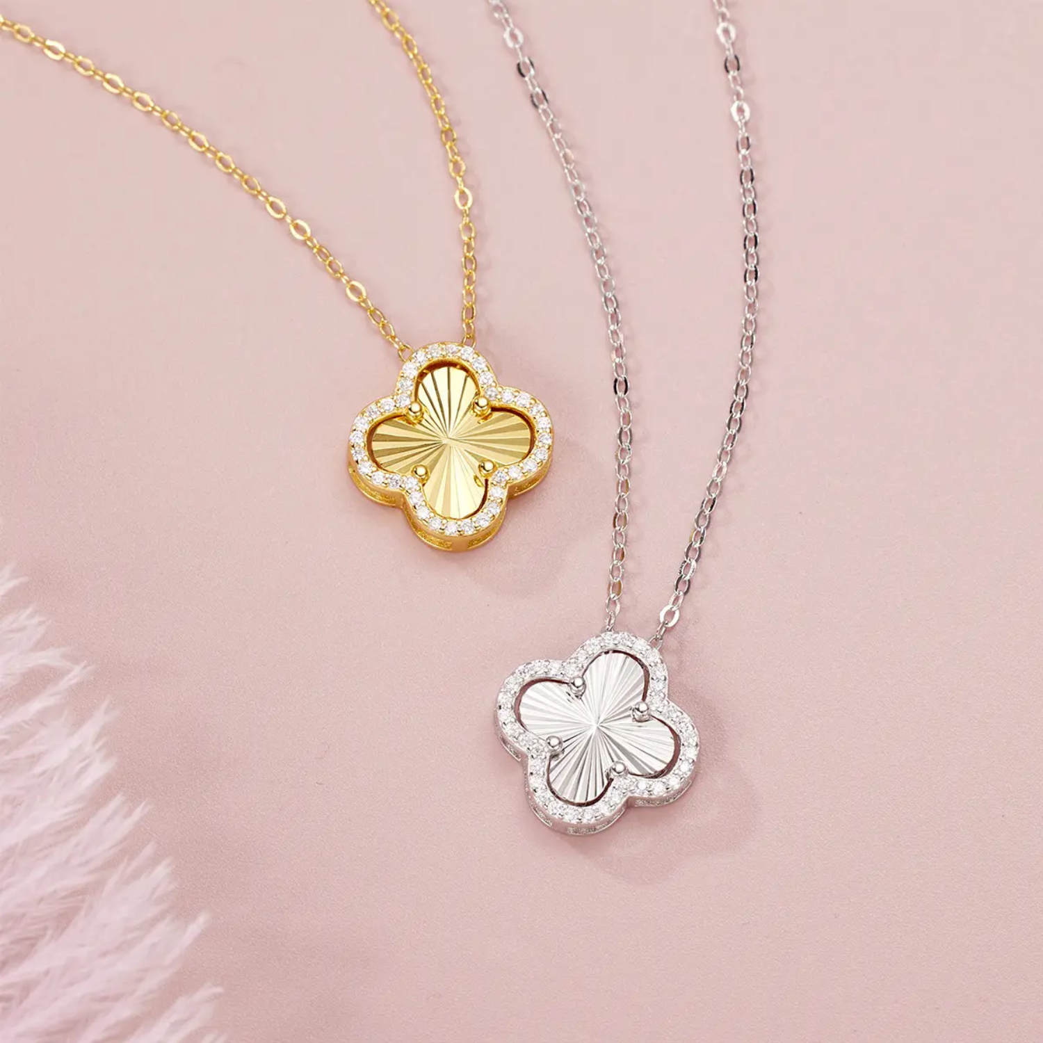 Clover Full Diamond Necklace