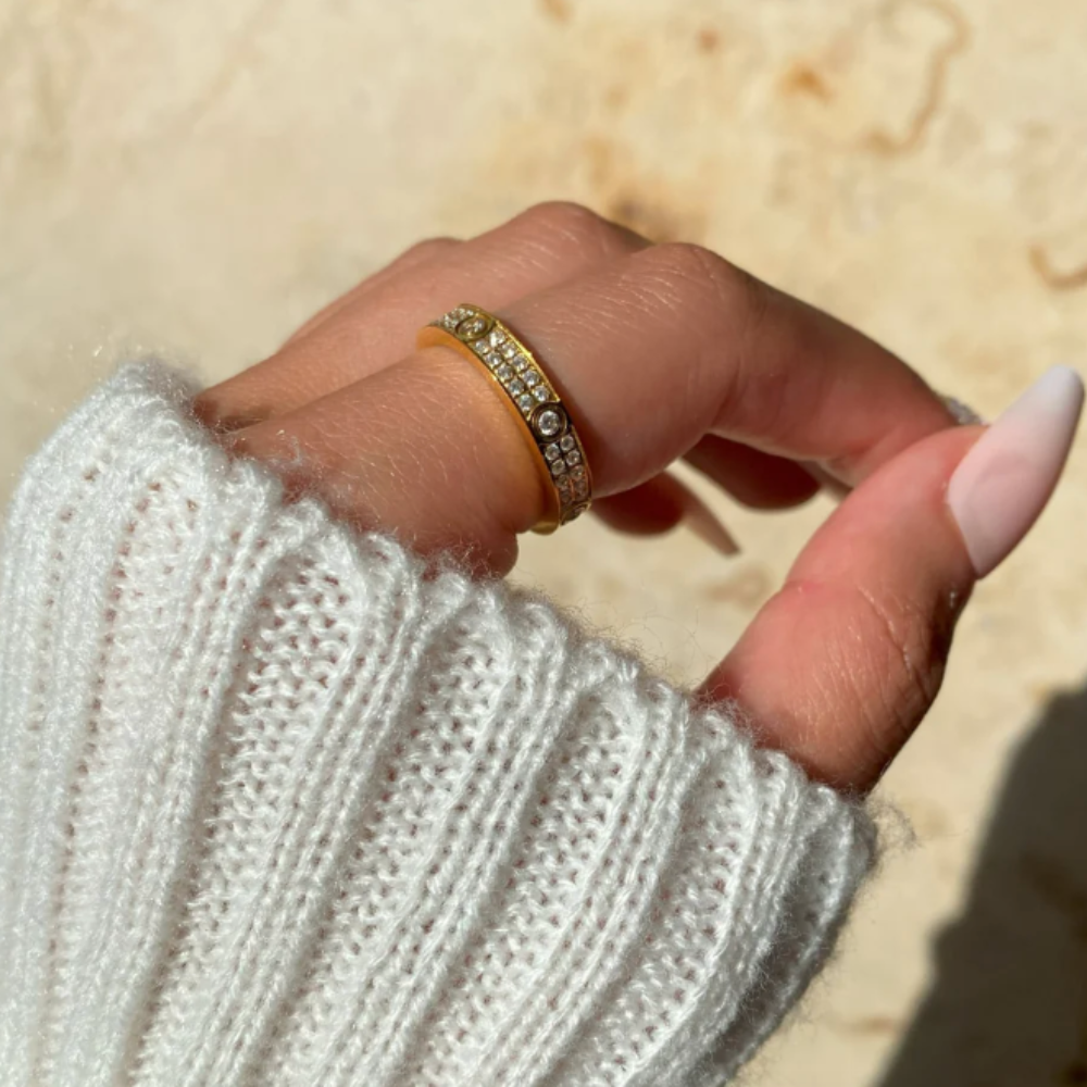 Love Diamond Ring - Gold